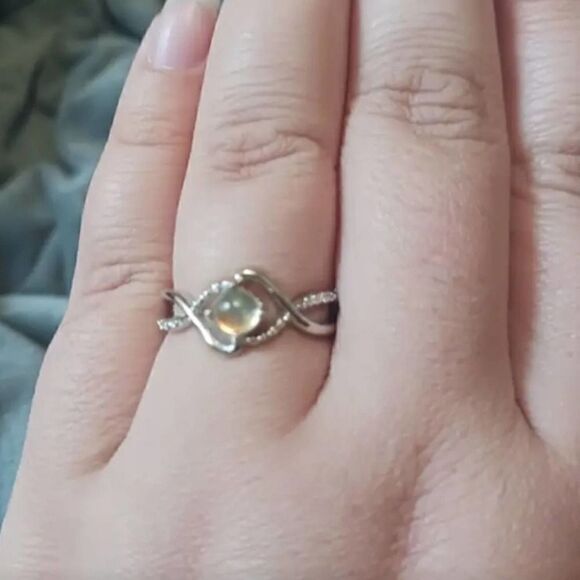 Round Cut Moonstone Ring Female Jewelry Delicate Design Size 7 - Picture 7 of 12